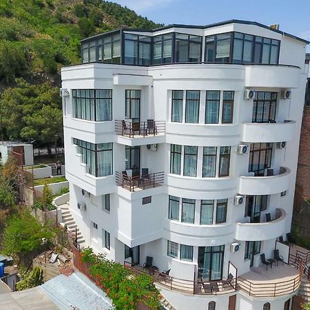 Vista Hotel Тбилиси Экстерьер фото
